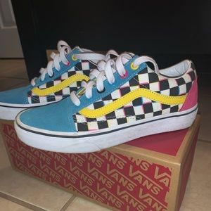 Classic vans. Men’s 5. Women’s 6.5